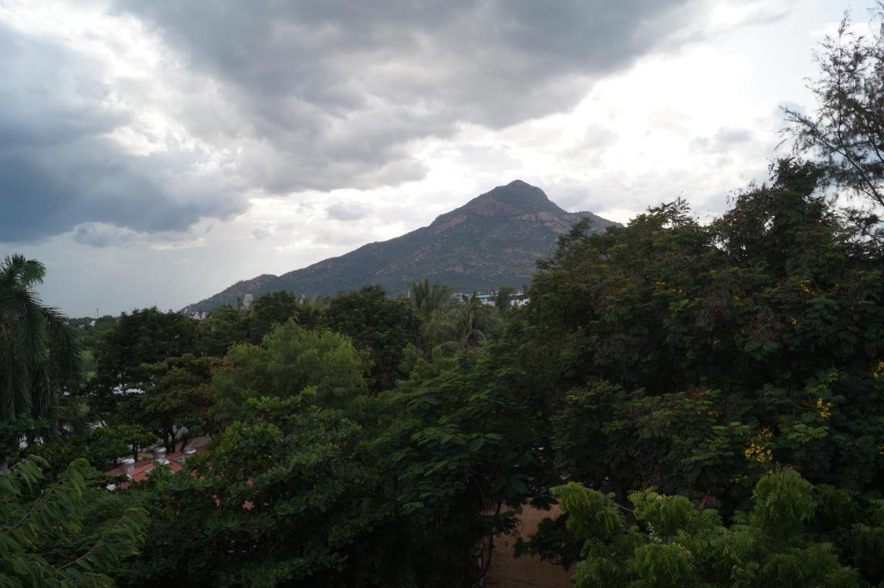 Hotel Siva Sakthi Tiruvannāmalai المظهر الخارجي الصورة