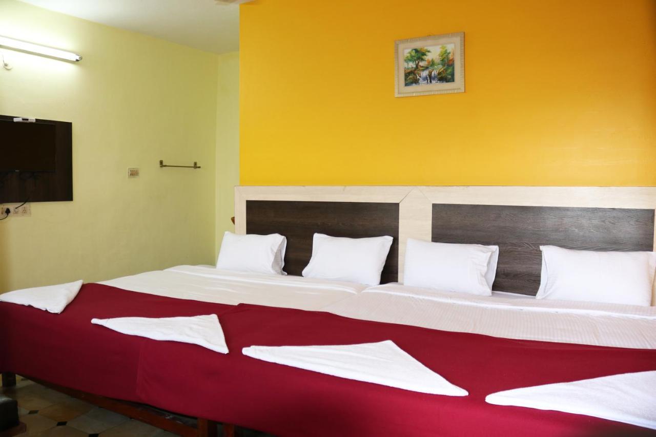 Hotel Siva Sakthi Tiruvannāmalai المظهر الخارجي الصورة