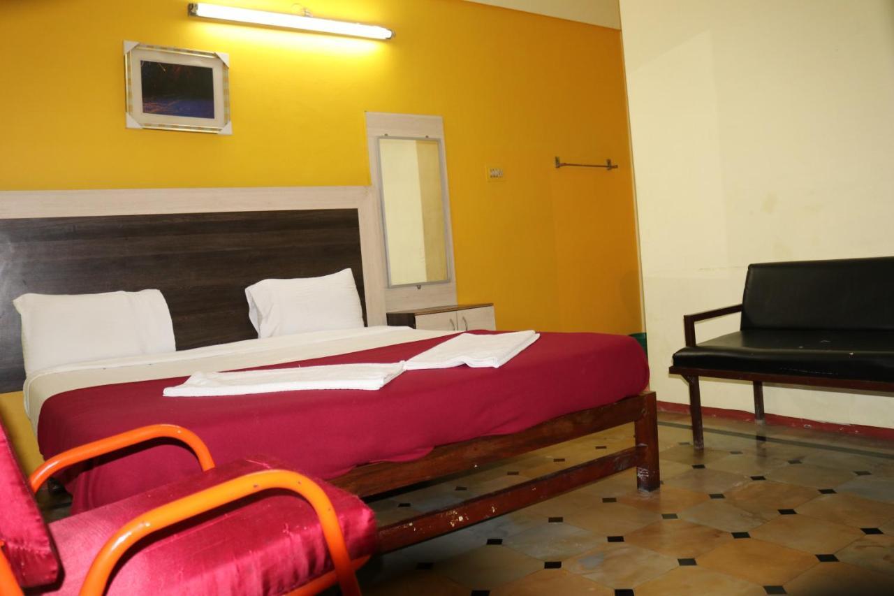 Hotel Siva Sakthi Tiruvannāmalai المظهر الخارجي الصورة