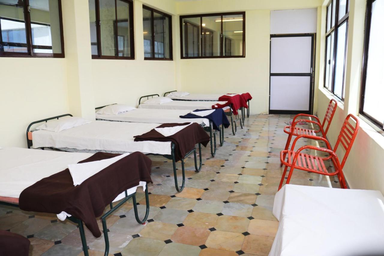 Hotel Siva Sakthi Tiruvannāmalai المظهر الخارجي الصورة