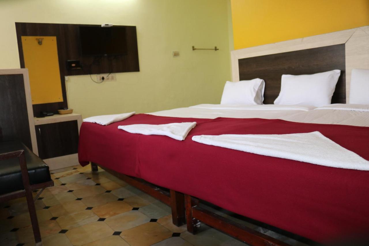 Hotel Siva Sakthi Tiruvannāmalai المظهر الخارجي الصورة