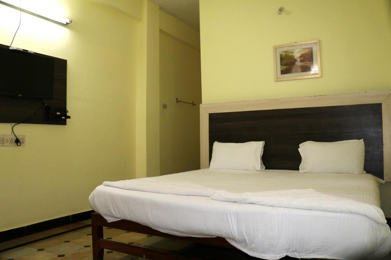 Hotel Siva Sakthi Tiruvannāmalai المظهر الخارجي الصورة