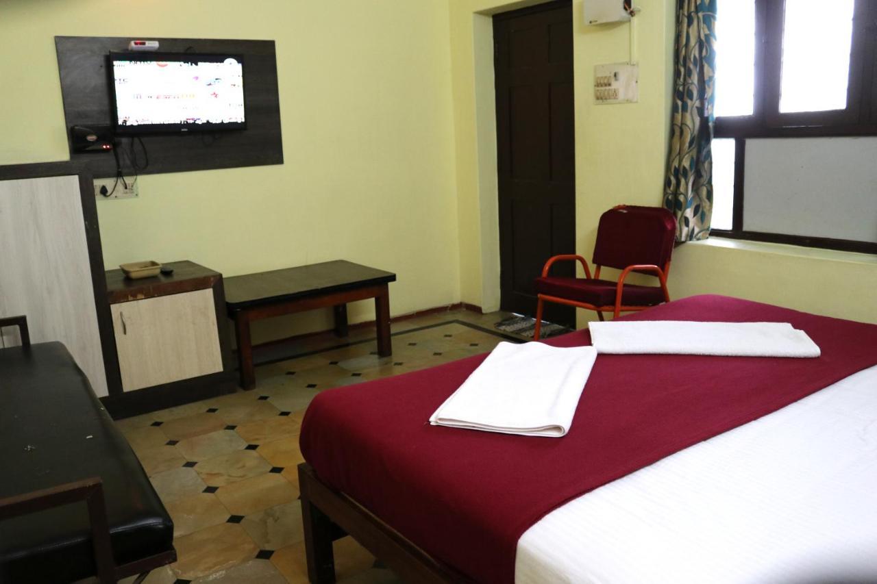 Hotel Siva Sakthi Tiruvannāmalai المظهر الخارجي الصورة