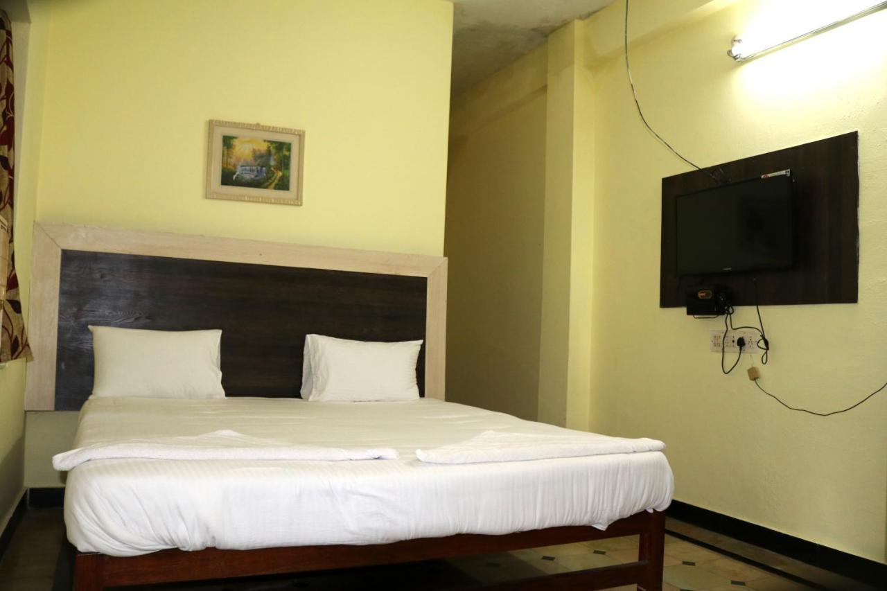 Hotel Siva Sakthi Tiruvannāmalai المظهر الخارجي الصورة